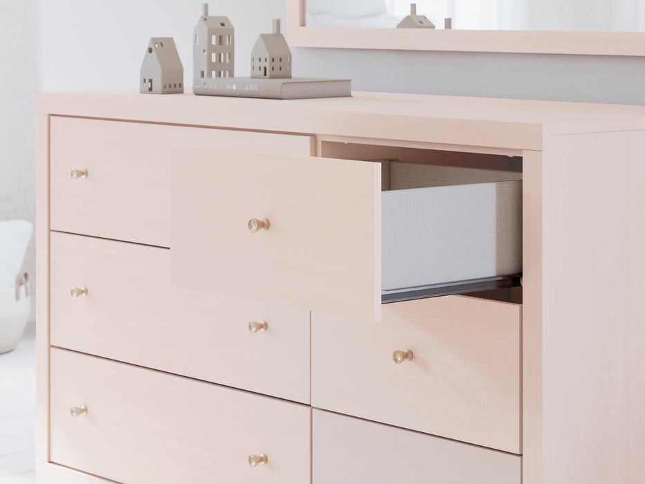 Wistenpine Blush Dresser Wistenpine Blush Dresser