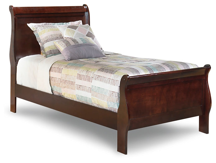 Alisdair  Sleigh Bed