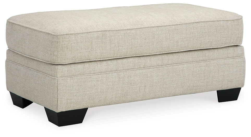 Rilynn Ottoman